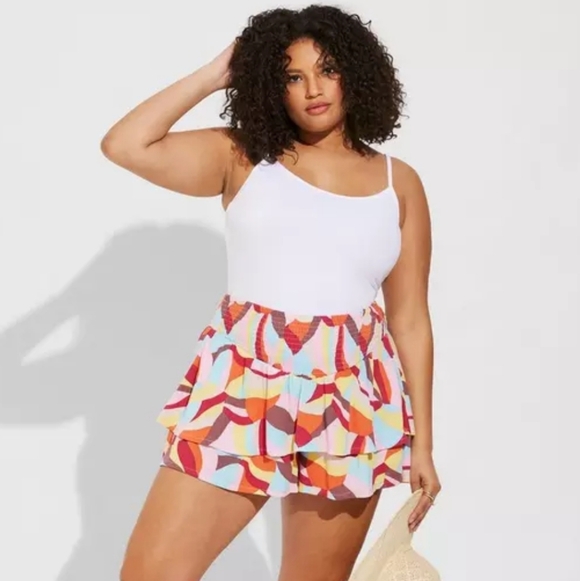 TORRID 2 Pull-On Washable Gauze Smocked Ruffle Shorts Size 3X Summer - Picture 2 of 10